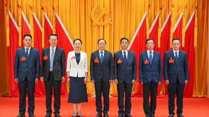 5月27日下午，中国共产党<a href='http://91955151.dongyvietnam.net'>正规电子游艺网址</a>第一次代表大会胜利闭幕。大会选举产生了中国共产党<a href='http://91955151.dongyvietnam.net'>正规电子游艺网址</a>第一届“两委”委员。大会以无记名投票方式差额选举产生了<a href='http://91955151.dongyvietnam.net'>正规电子游艺网址</a>第一届党委委